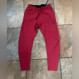 Nike tech fleece pants